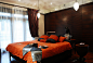 欧式三居160平奢华家居卧室床灯具背景墙装修效果图