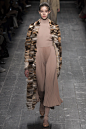 Valentino Fall 2016 Ready-to-Wear Fashion Show : The complete Valentino Fall 2016 Ready-to-Wear fashion show now on Vogue Runway.