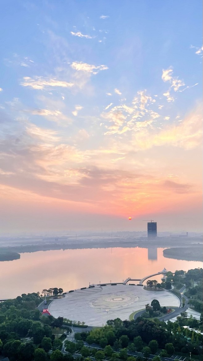 早霞 朝霞 日出 摄影 手机摄影 风景 湖边 龙游湖