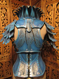 neimhaille:

fabricatedgeek:

Women’s Leather Armor- Blue Jayby SavagePunkStudio
I’m loving the practical female armor that’s also just flat out gorgeous! 

So what makes this practical for the ladies? or in general in fact? The nipping in at the waist an