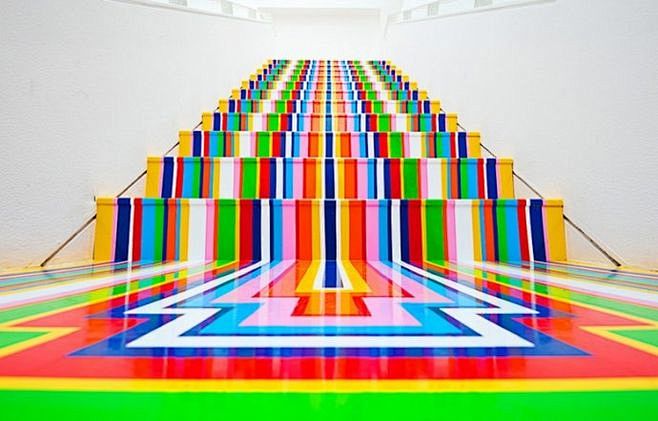 彩色阶梯