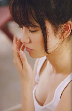 大岛优子

#美女# #小清新美女# #性感美女# #甜美可爱美女# #美女手机屏保# #手机屏保#