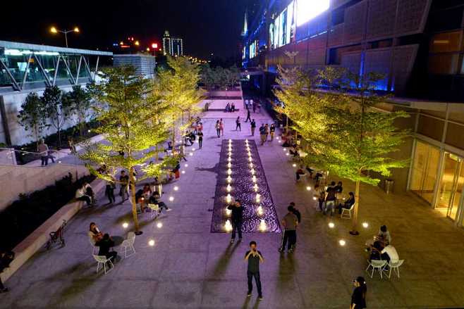 深圳益田假日广场苹果店景观applestoreshenzhenyitianholidayplazaby