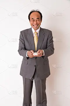 男人,中老年人,注视镜头,留白,头发,业主,男商人,仅男人,仅成年人,日本人