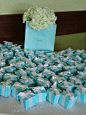 http://world.taobao.com/item/531777073836.htm  喜糖盒 #Tiffany Blue# 满月生日派对礼品TH040个性 #蒂凡尼##糖果袋# #圣诞节# 