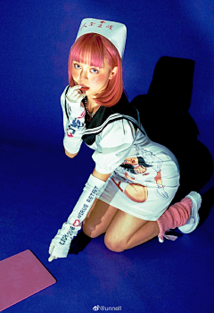 蒋啾采集到女姿