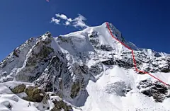 央莫龙峰首登报告（已入围2012金冰镐奖及2011年度金犀牛奖最佳攀登成就提名）