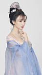 回明之杨凌传·柳岩