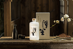 梨小八采集到酒类·产品