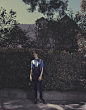 #Troye Sivan#【Pic】由摄影师Janell Shirtcliff掌镜的一组邻里蓝风格的图片放出！多图见评论