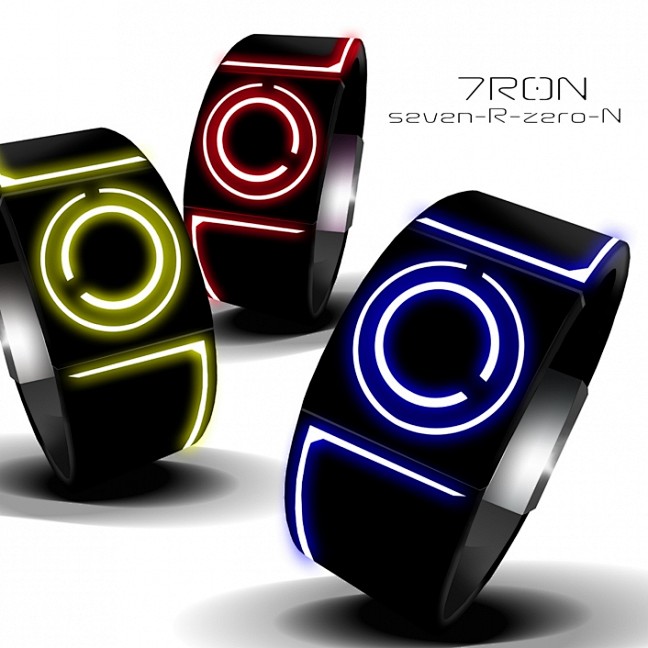 7R0N watches