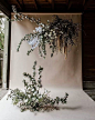 How's THIS for a concept? ⁣  ⁣ A styled #photobooth where every guest gets an incredible portrait of themselves on the #weddingday⁣ ⁣ I've never seen such a beautiful #openphotobooth before! ⁣ ⁣ What do you think? Yay or nay? ⁣ ⁣ ⁣ ⁣ ⁣ Flowers: @s