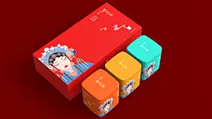晓旦茶标志及包装设计 | 插画 中式 国潮

------

晓：清晨破晓

旦：旦角，旭日初升

茶：铁观音，大红袍，碧螺春


铁观音→乌龙茶，以茶叶泡开后绿叶红边为最佳，茶汤显黄白色，很干净清澈，茶性清凉，非常适合干燥高温的时候饮用。


大红袍→乌龙茶，俗称岩茶，茶叶泡开后，叶片七红三绿为最佳。茶汤近橙红，看泡的时间长久决定。因为碳培的原因，茶性较烈，适合冬日饮用，绿蚁新醅酒，红泥小火炉，很适合大红袍。传授小秘诀，大红袍+肉桂+正山小种，茶汤很红，我爱称它为将军血。


碧螺春→绿茶，未发酵的茶叶