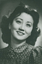 蒋英(1919-2012)，浙江海宁人，女声乐教育家，女高音歌唱家，曾任中央音乐学院声乐系教研室主任。钱学森夫人。

