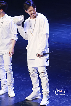 小背影moon苹果采集到ikon