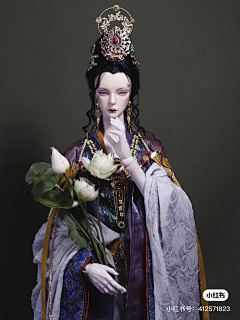 日京彡°采集到妆面