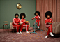 A Fro Family : A photo series with a family all with afros and Adidas track suits. _奢华法式欧式 _T2020221  _背景