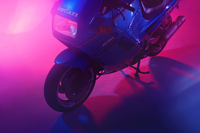 Reset: Ducati Paso 7...