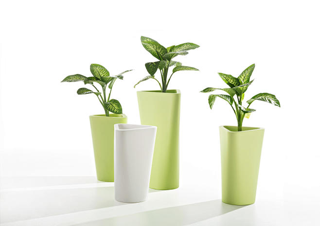 EVE V02 - Plant pots...