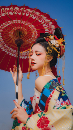 美人集-花瓣网|陪你做生活的设计师 | 戏曲风青蛇,白蛇成品