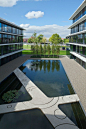 镜面水景 干净简洁
办公风格
Kromhout Barracks in The Netherlands by Karres en Brands + Meyer en Van Schooten Architecten