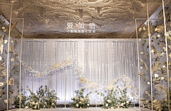 HUUENAO采集到婚礼-过道-入口-楼梯