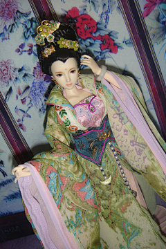 萌音天籁采集到美女如云