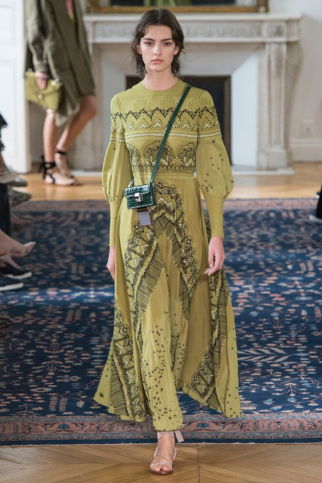 Valentino Spring 201...