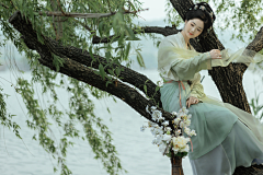 cswk采集到东方服饰&动作