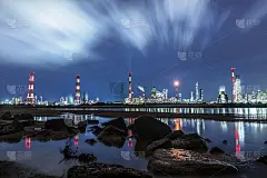 日本三重县Yokkaichi工业园区夜景