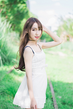 用阳光勾勒出我幸福的微笑采集到美女