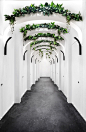 TaiKoo Hui Premium Washroom by Ida&Billy Architects Ltd. : Alleys and plazas in the washroom.
