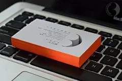 #大马设计#的新名片，镂空，边缘擦色，bob制造制作。@北坤人素材