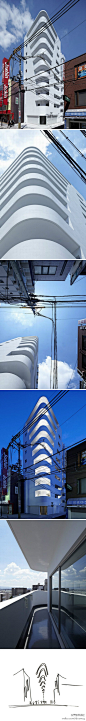 这座看上去像是手机信号的大楼由日本建筑公司EASTERN design office设计，位于日本大阪……http://t.cn/zQ9EOX4