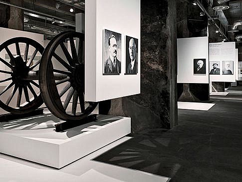Ausstellungen | 200 ...