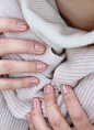 There's nothing minimal about gold minimalist nail art.: