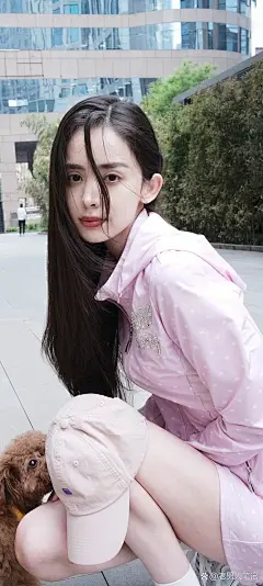 古力娜扎私服随拍穿搭壁纸，粉粉...@老男人笔记的动态