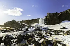 Oxararfoss，位于冰岛雷克雅未克市附近的Thingvellir国家公园的著名瀑布。它很难流动