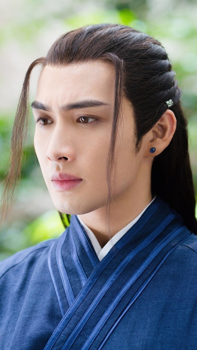 张彬彬烈火如歌