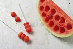 瓜球棍上横刻西瓜