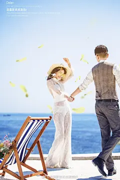 人生路漫漫
我愿陪你走过漫长岁月
#大连婚纱照# ​​​​
