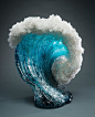 晶莹剔透、动感十足的玻璃雕塑：海浪