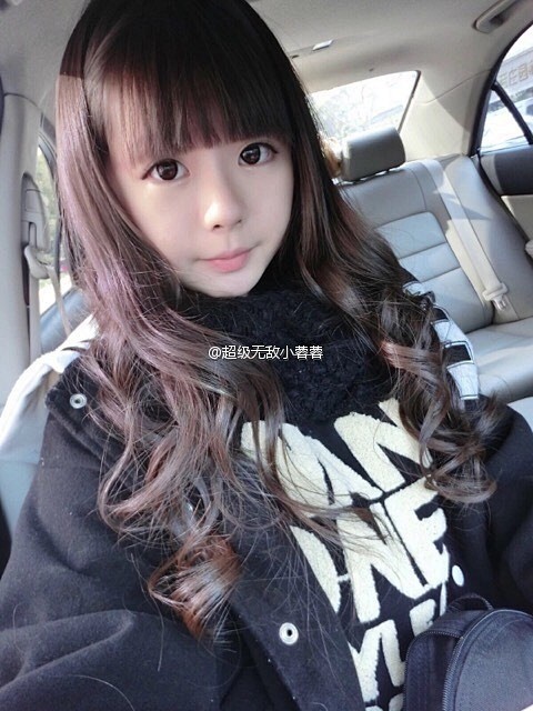 组图18岁高中校花晒写真大眼迷人身材窈窕近日来自上海