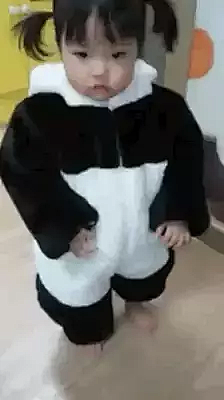 权律二gif动态图片_权律二GIF素材_权律二表情包-51GIF