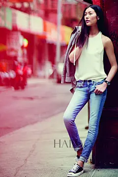 【图】中国超模刘雯 (Liu Wen) 成2014年福布斯“最吸金超模”榜单第三名：一起来盘点她这一年的广告代言！_第13页_刘雯_海报时尚网