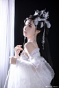 白色真的很仙耶~
当一回羽族的神女
摄影师：@梅九九nine