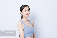 我就想叫木头人采集到瑜伽/运动女性肖像