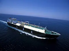 海洋货轮风景桌面壁纸