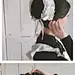 Abaii阿白 
10月9日 17:52 来自 Weibo.intl 已编辑
#白白安利时间#转发抽奖超话

❥转➕关我和店家@黑-猫-庄-园
啾一个小天使送同款～(10.30)
@微博抽奖平台

————————

传统的英式女仆长裙设计真的好美丽，360的超大裙摆，围裙的蕾丝和里衣的扣子都很精致好看。盘发造型搭配这次的新头饰，一下子拥有女仆长的优雅气质✨

————————
喜欢正统女仆的宝宝不要错过
具体戳O【黑猫庄园】英式传统女仆装—Ⅲ号女仆装 O抽奖详情