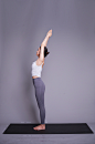 女生瑜伽动作教学健身瑜伽精修摄影图-众图网